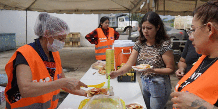 Gobierno de Tlajomulco refuerza apoyos en cabecera municipal y Valle de los Sauces tras las lluvias