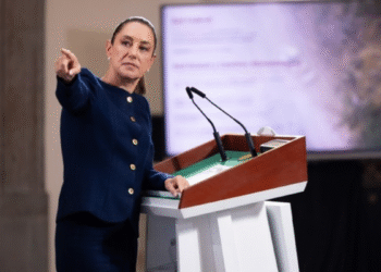 Anuncia Presidenta Claudia Sheinbaum inversión inicial de 10 mil mdp en apoyos directos a damnificados por las lluvias