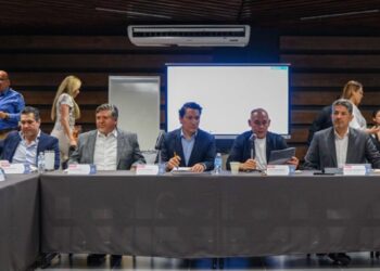 Avala FINEDUC recurso constitucional a la Universidad de Guadalajara por 523 millones de pesos para la red de Hospitales Escuela