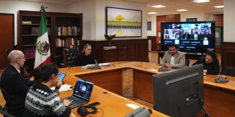 Gobierno de México respalda a comunidades afectadas por lluvias; más de 90 mil familias recibieron primer apoyo: Presidenta