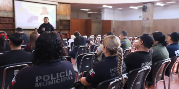 Capacita Centro de Prevención a servidores públicos municipales de regiones Centro y Área Metropolitana de Guadalajara sobre contención emocional