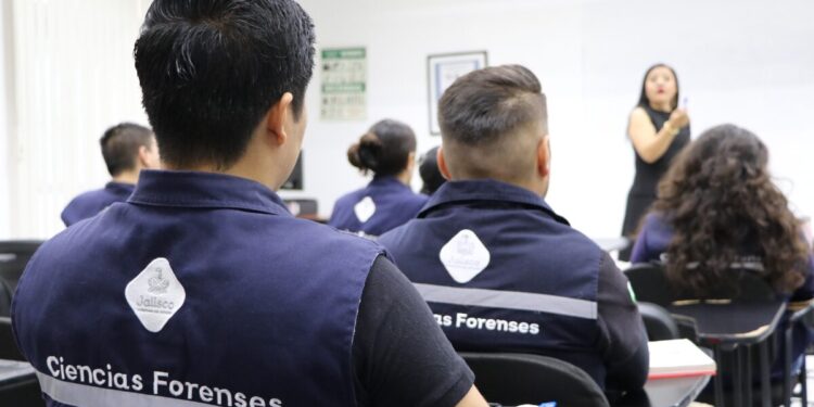 Refuerza IJCF el desarrollo de competencias de peritos en audiencias de Juicio Oral