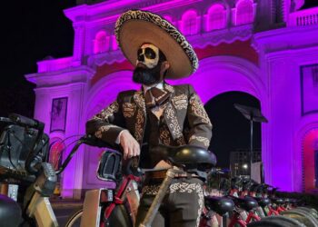 Invita Mi Bici a disfrazarse y recorrer la Vía RecreActiva Nocturna en la ‘Rodada del miedo y la tradición’
