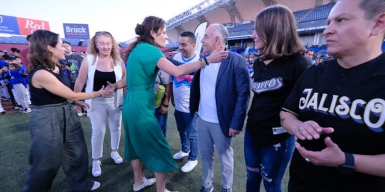 Apadrina Charros de Jalisco Academias Deportivas de Béisbol