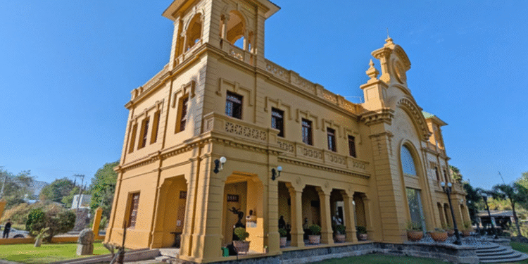 Explora Noris Binet lo sagrado femenino en el Centro Cultural González Gallo de Chapala