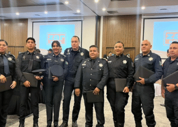 Empresarios reconocen a policías de Tlajomulco