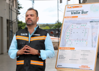 Gerardo Quirino supervisa avances de la construcción de la nueva Cruz Verde en Chulavista