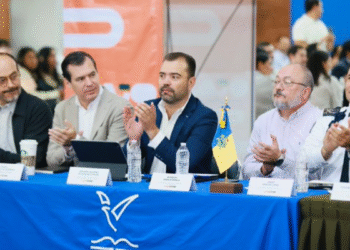 Avanzan trabajos para modelo de transporte escolar en López Mateos