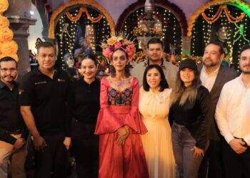 Gobierno de Tlaquepaque coloca un altar de muertos para el rey Pelé