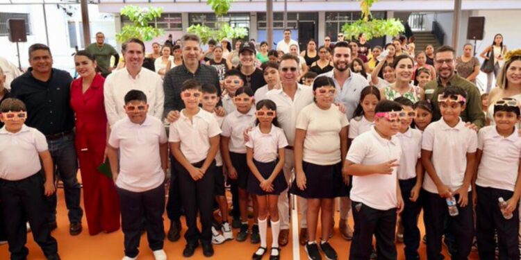 Entrega Gobierno de Jalisco programa ‘Jalisco con Estrella’, y presenta nuevo modelo de Centros de Atención Múltiple (CAM), en Puerto Vallarta