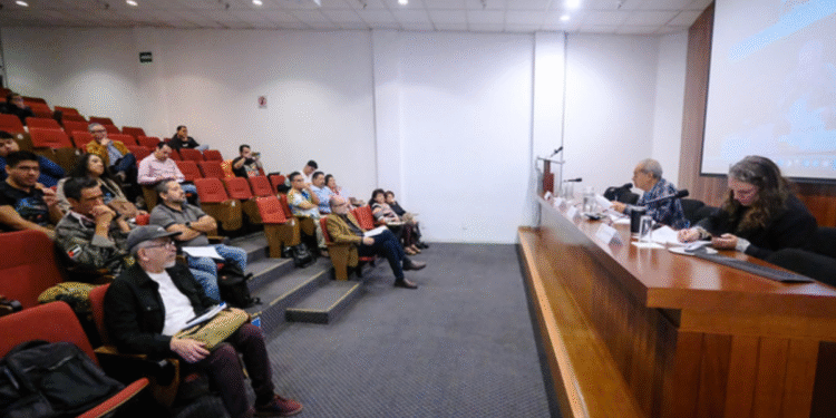 Explora Coloquio Internacional El Mariachi en el Siglo XXI miradas sobre su diversidad y vigencia