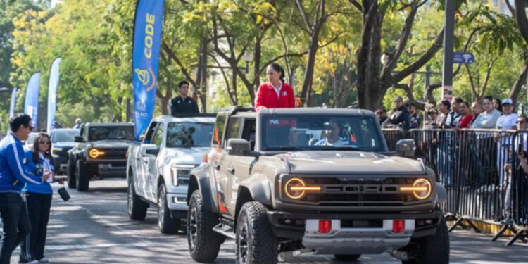 Conmemora Jalisco el 115 Aniversario del Inicio de la Revolución Mexicana con magno Desfile Cívico Deportivo