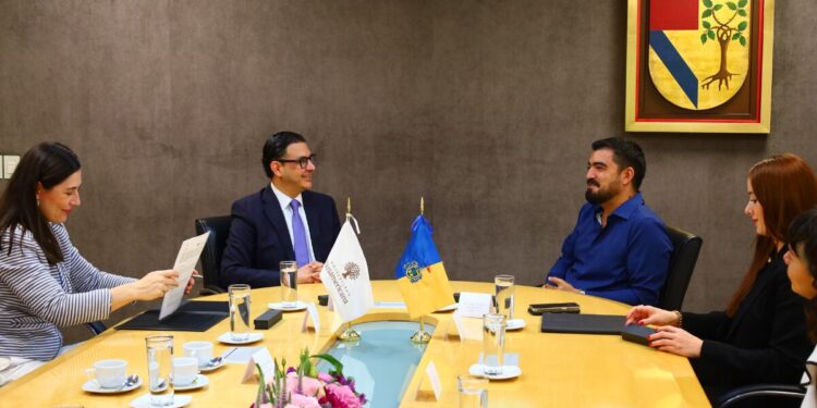 Firman AMBU y Universidad Panamericana convenio de colaboración para fortalecer gestión ambiental y formación profesional