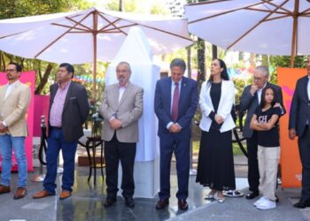 Gobierno de Zapopan rinde homenaje al maestro Fernando Agustín Gallo Lozano con develación de busto en Chapalita