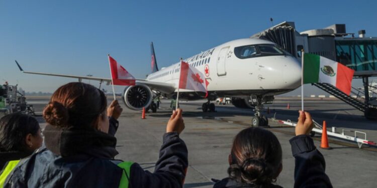 Llega a Guadalajara aerolínea bandera de Canadá, tras repunte de 8 por ciento del turismo canadiense en Jalisco