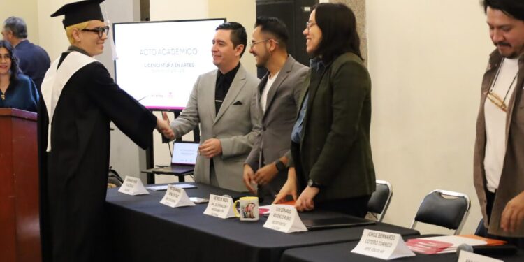 Reconoce la Escuela de Artes a su nueva generación de profesionales del arte