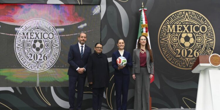 Presidenta presenta la Copa Mundial FIFA 2026; “es momento para compartirle al mundo lo que es México y el momento histórico que vive”