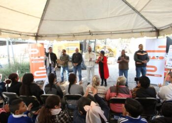 Gerardo Quirino impulsa rehabilitación de vialidades en Jardines de la Calera