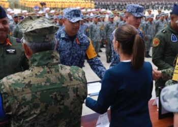 Gracias por sostener a la patria en los momentos más duros: Presidenta reconoce a personal que atendió al pueblo tras las lluvias intensas