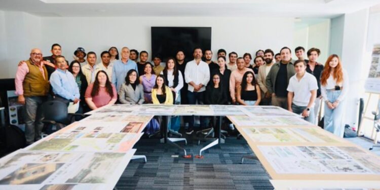 Estudiantes de Arquitectura le presentaron proyectos al alcalde Gerardo Quirino para transformar la Ribera