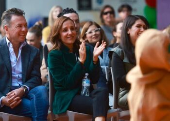 Encabeza Pablo Lemus Navarro, Gobernador de Jalisco, Posada Navideña de Hogar Cabañas 