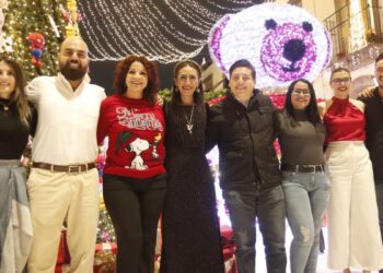 5 mil visitantes presentes en el encendido del árbol de navidad en el centro histórico de Tlaquepaque