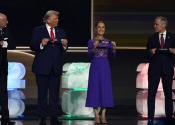 «Estamos orgullosos y orgullosas de recibir por tercera vez la Copa Mundial. Tenemos un pueblo extraordinario»: Presidenta en sorteo FIFA 2026