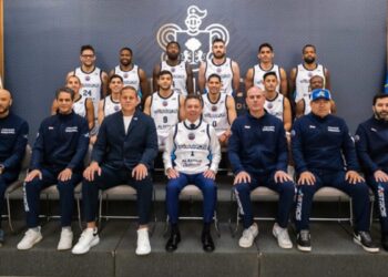 Recibe Pablo Lemus Navarro, Gobernador del Estado, al equipo Astros de Jalisco rumbo a la Liga de Campeones de Baloncesto de las Américas