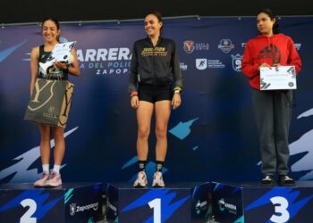 Más de cuatro mil atletas participaron en la carrera Día del Policía 