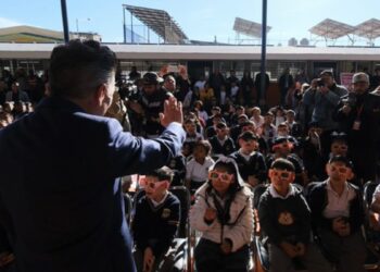 Entrega Pablo Lemus Navarro, Gobernador del Estado, renovación integral de la Escuela Primaria ‘Albert Einstein’, mediante el programa Jalisco con Estrella