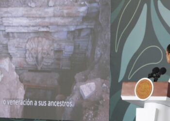 Presidenta Claudia Sheinbaum informa hallazgo de la Tumba 10 de Huitzo en Oaxaca