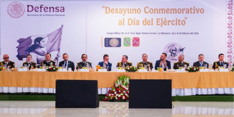 Participa Pablo Lemus Navarro, Gobernador de Jalisco, en la conmemoración del 113 Aniversario de la Creación del Ejército Mexicano  