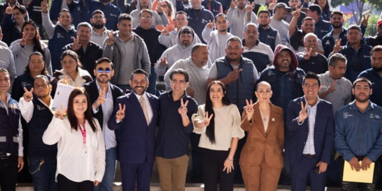 Gobierno de Zapopan certifica a 320 servidores públicos