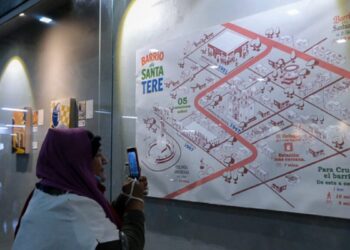 Presenta SITEUR ‘Tapatío se escribe con T’, exposición sobre los barrios de la ciudad en la Estación Juárez