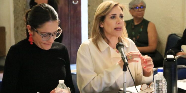 Afianzan coordinación interinstitucional para prevención del embarazo adolescente en Jalisco