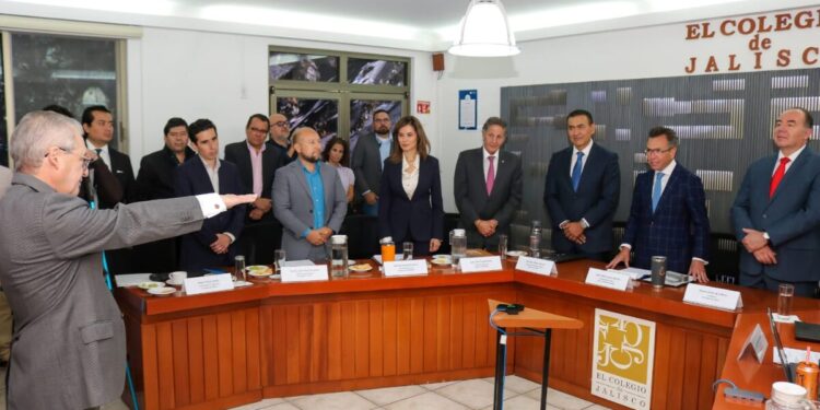 La Asamblea General de Asociados Numerarios de El Colegio de JaliscoA.C. designa al Mtro. Enrique Ibarra Pedroza como presidente de la Junta de Gobierno de esta casa de estudios