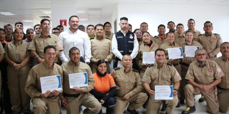 Bomberos de Tlajomulco reciben certificación en investigación de incendios