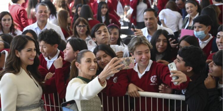 Presidenta inaugura nuevo plantel de Bachillerato Tecnológico en León, Guanajuato, que dará acceso a la educación a más de mil estudiantes