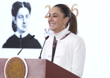 Presidenta presenta estrategia integral “Jóvenes Transformando México”; beca Gertrudis Bocanegra llegará a un millón de universitarios