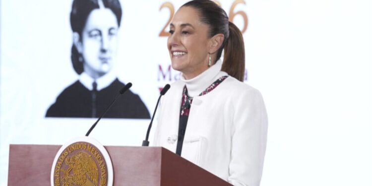 Presidenta presenta estrategia integral “Jóvenes Transformando México”; beca Gertrudis Bocanegra llegará a un millón de universitarios