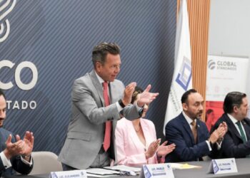 Insta Pablo Lemus Navarro, Gobernador de Jalisco, a la participación activa del Consejo Coordinador de Jóvenes Empresarios 2026-2028