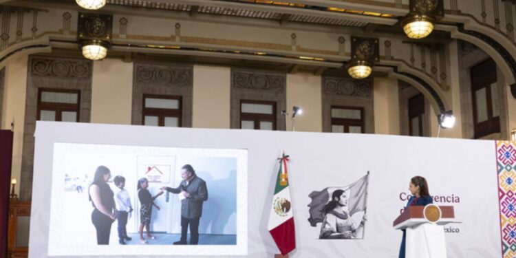 Miércoles de Vivienda para el Bienestar: Presidenta inicia entrega en Colima; continúa construcción de 1.8 millones de viviendas en el país