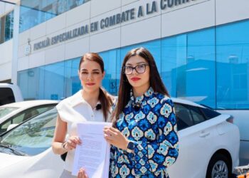 Regidora del PRI Tlaquepaque presenta denuncia en la Fiscalía Anticorrupción, por irregularidades en licitación de luminarias.