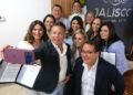 Signa Pablo Lemus Navarro, Gobernador del Estado, iniciativa de ley para consolidar acciones en favor de las niñas y niños en Jalisco