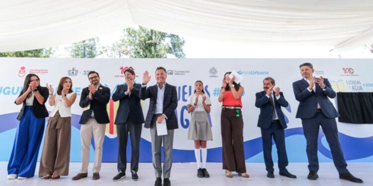 Celebra Pablo Lemus Navarro, Gobernador del Estado, instalación de 200 ‘Escuelas con Agua’ a nivel nacional