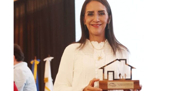 Laura Imelda anuncia ventanilla única para agilizar trámites de vivienda en Tlaquepaque