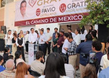 Inaugura el Diputado Federal Favio Castellanos la «Farmacia Gratuita» en el Distrito 09 de Guadalajara