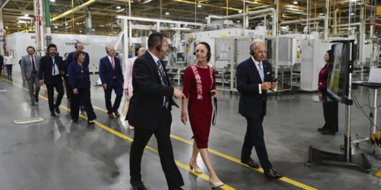 Plan México es creer en los trabajadores: Presidenta; General Motors producirá 80 mil autos para el consumo nacional que antes se importaban