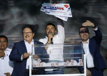 Gerardo Quirino reconoce a las y los maestros de Tlajomulco como pilares del presente y futuro del municipio