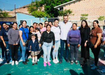 Anuncia Gerardo Quirino inversión de más de 5 millones para escuela de Cuexcomatitlán